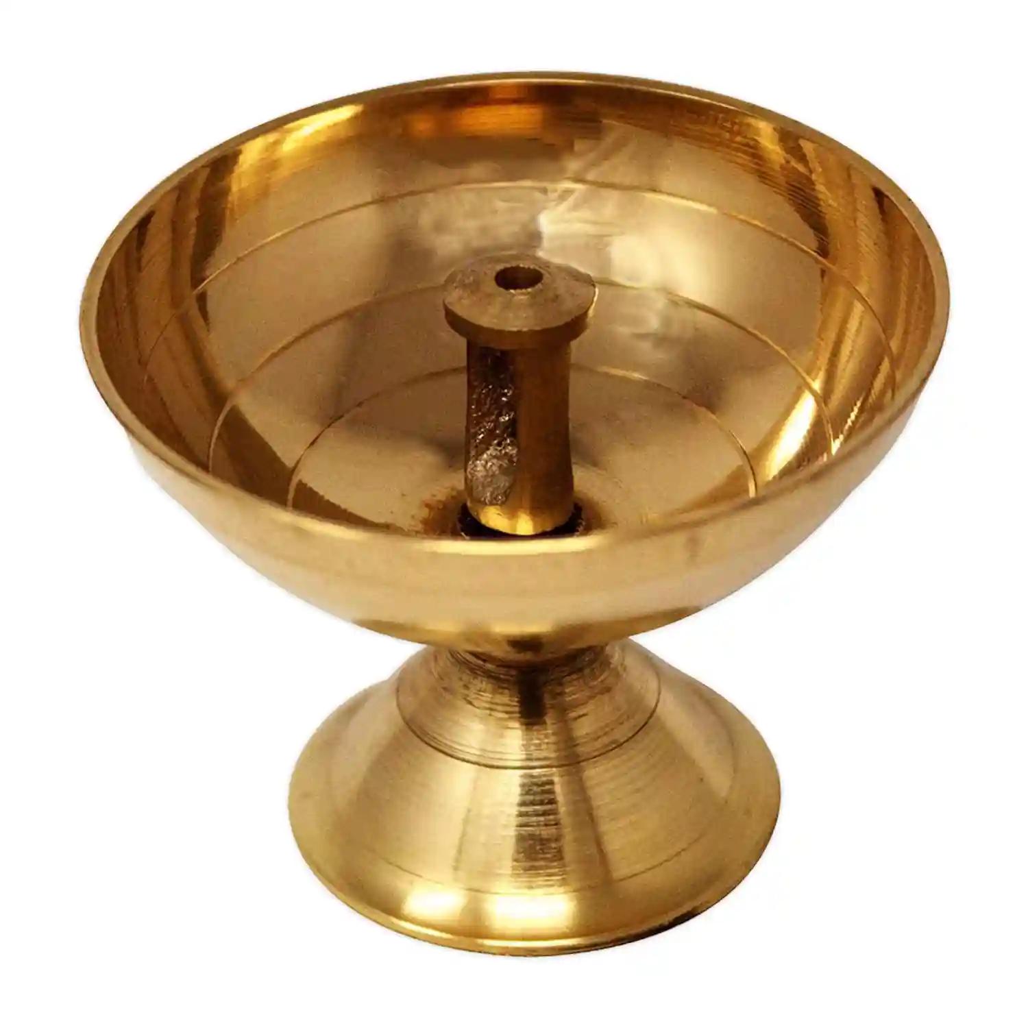 ALODIE - Brass Diya for Puja | Kuber Diya for Diwali Lakshmi Pooja Deepak Decoration | Brass Diya for Puja Kubera Deepam Brass Gift Items for Home Brass (Diameter 4.5Cm - Inch 1.77, 1)